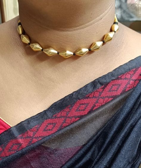 Single line Gold plated Dholki beaded necklace ♥️ 🔗 www.macsjewelry.com #necklaces #silvernecklace #dholkinecklace #silverjewelry #silverjewellery #silver925 #indiansilverjewelry #choker #goldplated #goldplatedjewelry #dholki #singleline Dholki Beads, Silver Jewellery Indian, Single Line, Silver Jewellery, Gold Plated Jewelry, Choker, Silver Jewelry, Silver Necklace, Gold Plate