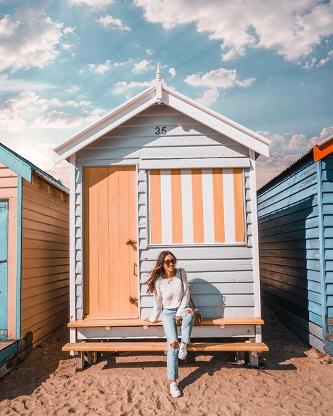 Angela Giakas on Instagram: “Just being a tourist in my own city. 🤓 Is this not the cutest beach box you’ve ever seen?! I’m getting so excited for this summer ☀️…” Australia Moodboard, Brighton Aesthetic, Brighton Beach Melbourne, Melbourne Trip, Mood Candles, Rivers And Roads, Melbourne Travel, Sydney Travel, Brighton England