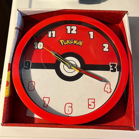 Pokemon Wall Clock. In The Package! Pokemon Theme Room, Pokemon Themed Bedroom, Pokemon Room Decor, Pokemon Bedroom, Pokemon Decor, Pokemon Room, Pokemon Theme, Pokemon Red, Bedroom Themes