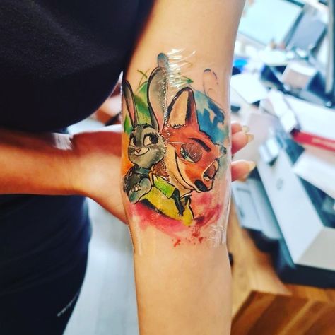 Zootopia Tattoo, Tattoo Ideas Aesthetic, Tattoo Couple, Disney Tattoo, Disney Tattoos, Zootopia, Ideas Aesthetic, Couple Tattoos, Tattoo Stencils