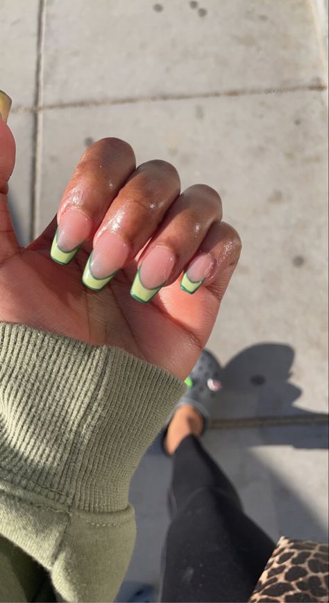 Green acrylic nails inspiration Green Nail Inspo Acrylic, Biab Nail, Nail Inspo Acrylic, Acrylic Nails Nude, Green Acrylic Nails, Nails Nude, 26th Birthday, Green Nail, Nail Idea