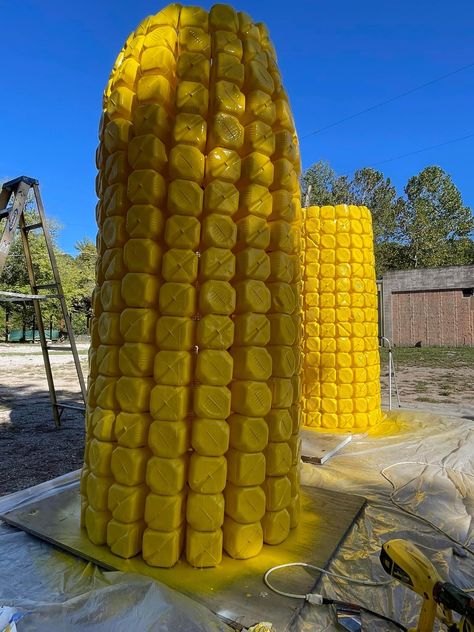 Elotes At Wedding, Diy Corn Field Decoration, Indian Corn Decor, Cojita Corn, Corn Festival, Corn Maize, Fall Decor, Hollywood, Festival