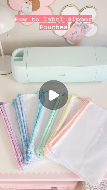 Mae Richter | Home Sweet Pink on Instagram: "Here’s the secret to labeling zipper pouches with vinyl decals 🥰 I actually use this technique for most vinyl projects 🙏🏼 - Comment “pouch” for the pastel zipper pouches 💕 - #cricutforbeginners #cricuthacks #cricuttips #cricuttricks #cricuttutorial #cricutideas #cricutmade #cricutcreations #zipperpouches #makinglabels #cricutlabels" Zipper Pouches, Cricut Tutorials, Cricut Creations, Vinyl Projects, Elementary Classroom, Pouch Bag, Cricut Projects, Zipper Pouch, Vinyl Decals