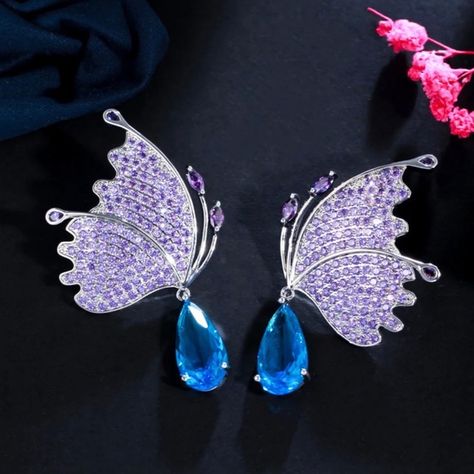 Luxury Butterfly wings drop earring, statement earring, wedding earring Big Butterfly, Accessories Model, Wedding Bride Jewelry, Butterfly Wing Earrings, Butterfly Wing, Stone Material, Cz Jewelry, Wing Earrings, Butterfly Shape