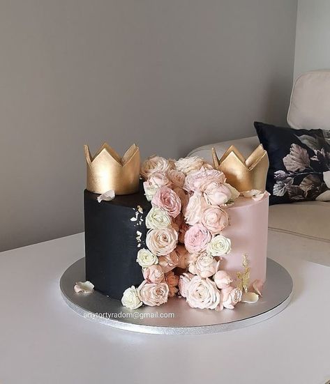 Double Cake, Cake Designs For Girl, Twin Birthday Cakes, Nutella Pancakes, Twins Cake, Adult Birthday Cakes, Birthday Cakes For Women, Beautiful Birthday Cakes, Creative Birthday Cakes