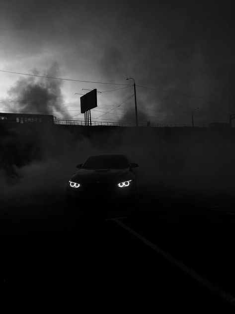 Dark Car Pictures, Black And White Car Aesthetic, Black Car Wallpaper Hd 1080p, Black Bmw Aesthetic, Black Widget Pictures, Bmw Drift Wallpaper, Car Profile Pics, Dark Car Aesthetic, Bmw All Black