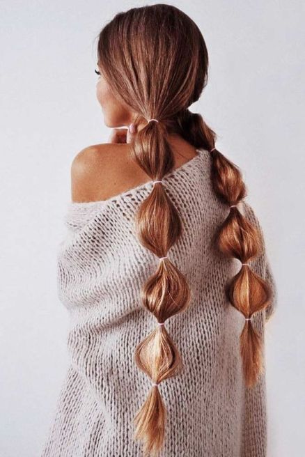 Cute Christmas hairstyle to try at home this year - Missmv.com Hairstyle 1940, Long Hair Braided Hairstyles, Tout Rose, Ponytail Hairstyles Easy, Long Box Braids, Simple Ponytails, Christmas Hairstyles, Undercut Hairstyles, Trending Hairstyles