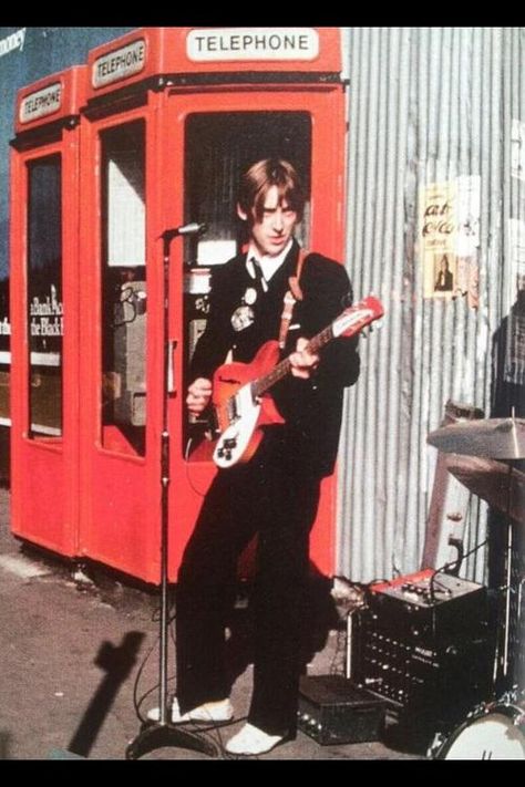 The Jam play outside Soho Market 1976 (Source: modrules, via americagiveup) Music Jam, The Style Council, 70s Punk, Paul Weller, The Jam Band, London Look, London Pictures, The Jam, Musica Rock