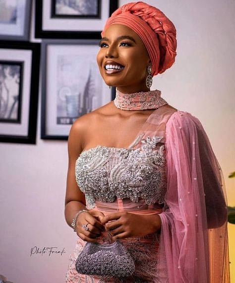 Styles For Asoebi, Nigerian Wedding Makeup, Nancy Isime, Nigerian Gele, Gele Styles, Muslim Outfit, Nigerian Bride, Afro Style, Styles Ideas