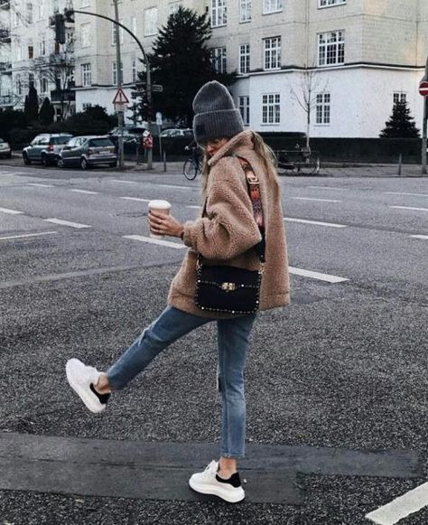 Fall Fashion Coats, Cute Winter Outfits, Fall Clothes, Looks Street Style, Outfit Trends, Trik Fotografi, Olivia Palermo, Mode Inspo, 가을 패션