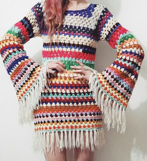 Crochet Dress Boho, Vintage Crochet Dresses, Crochet Bell Sleeve, Crocheted Dress, Gilet Crochet, Hippie Crochet, Stil Boho, Form Crochet, Crochet Lace Dress