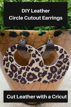 Free Earring Svg Files For Cricut, Cricut Jewelry Ideas, Cork Fabric Projects, Earrings With Cricut, Leather Earrings Cricut, Diy Faux Leather Earrings, Cricut Jewelry, Cricut Earrings, Cameo Crafts