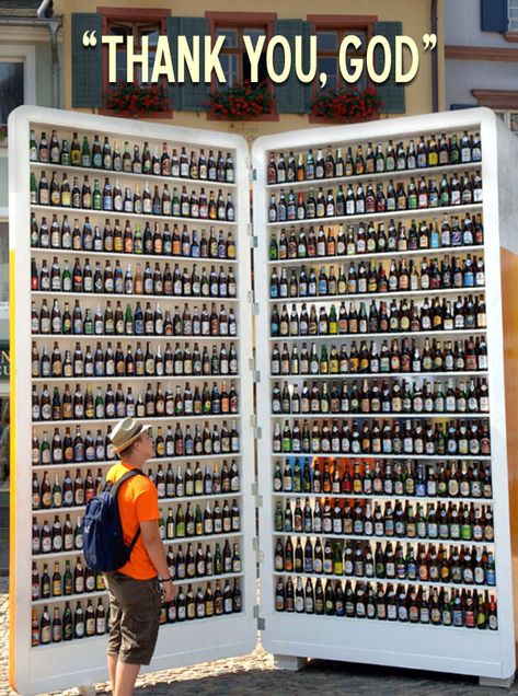 Man staring at giant beer refrigerator. Thank you God. Ferrari Bedroom, Dream Fridge, Big Refrigerator, Canadian Beer, Beer Fridge, Beer Bottles, Beer Humor, Beer Lovers, Craft Beer