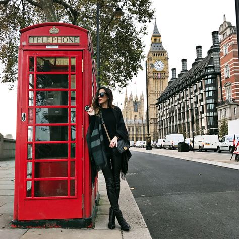 London Pictures Ideas, London Photo Ideas, London Phone Booth, Beautiful Place In The World, Photoshoot London, London Photoshoot, London Tourist, Alyson Haley, London Dreams