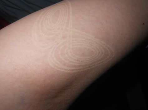 Lorenz attractor white tattoo Lorenz Attractor Tattoo, Lorenz Attractor, Sister Tat, White Tattoo, Tat Ideas, White Ink, Ink Tattoo, Fish Tattoos, Jesus Fish Tattoo