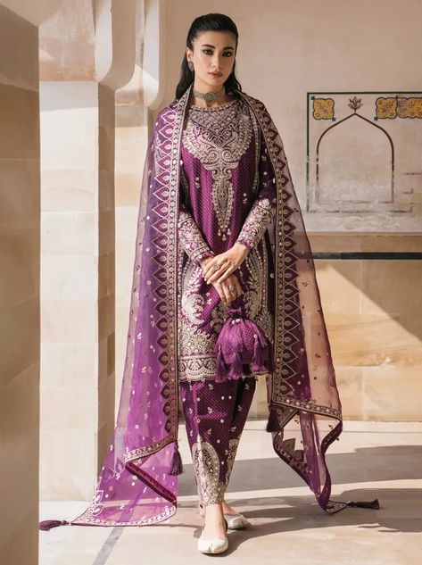 Shahkaar Luxury Lawn Collection 2024 By Jazmin - Umar Poshak Mehal Purple Lawn Suit With Dupatta For Formal Occasions, Formal Purple Lawn Suit With Dupatta, Festive Purple Lawn Suit With Digital Print, Lawn Dress Design, Dressing Design, Pakistani Culture, Ethnic Clothes, Asian Clothes, Dresses Traditional