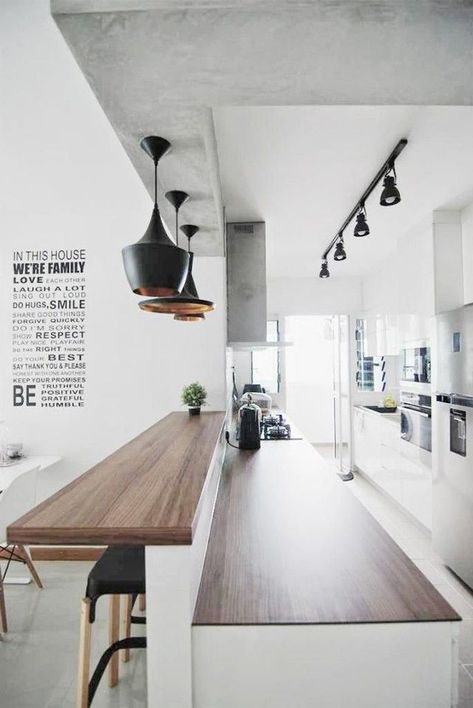 Interior Inspiration: Grey, Green & Black (COME OVER TO THE DARK SIDE WE HAVE… Kitchen Bar Counter, Kitchen Peninsula, Kabinet Dapur, 아파트 인테리어, Scandinavian Kitchen, Design Del Prodotto, Open Concept Kitchen, Apartment Kitchen, Trendy Kitchen