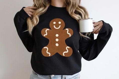 Gingerbread Man Cookie Sweatshirt Gingerbread Man Shirt - Etsy Gingerbread Shirt Ideas, Gingerbread Outfit, Gingerbread Sweater, Cute Gingerbread Man, Xmas Sweaters, Joy Design, Bread Man, Gingerbread Diy, Ugly Xmas Sweater