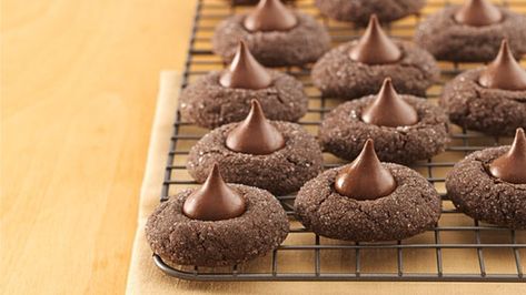 HERSHEY'S KISSES Chocolate Blossom Cookies Recipe | Hersheyland Chocolate Blossom Cookies, Fudge Cookie Recipe, Holiday Cookie Party, Hershey Recipes, Chocolate Kiss Cookies, Hershey Kiss Cookies, Chocolate Fudge Cookies, Hershey Cookies, Hershey Kisses Chocolate