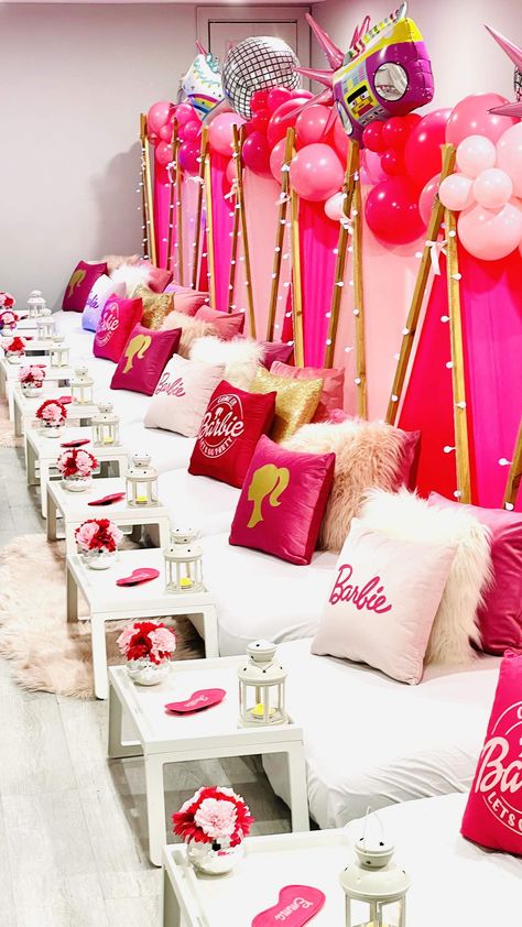 Barbie Sleepover Party, Sleepover Party Themes, Princess Peaches, Barbie Party Ideas, Par Tea, Birthday Barbie, Barbie Theme Party, Teepee Party, Baby Naming