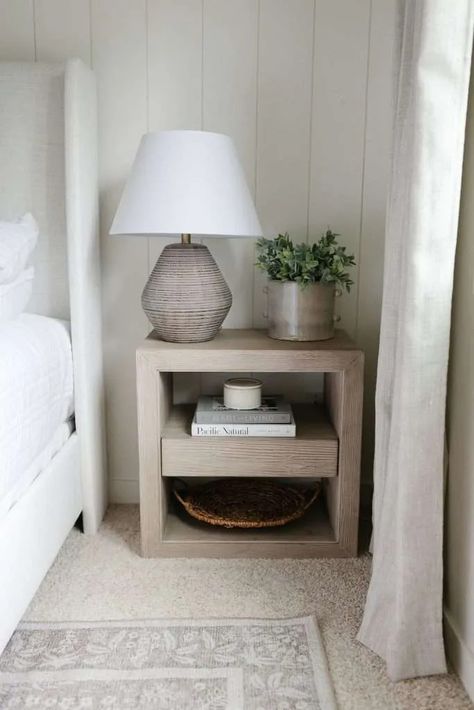 Bedside table decor ideas you can easily recreate! How To Decorate A Nightstand, Bedside Table Decor Ideas, Bedroom Nightstand Decor, Small Bedroom Makeover, Simple Nightstand, Small Guest Bedroom, Bedside Table Decor, Bedroom Nightstand, Nightstand Decor