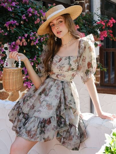 Picnic Photoshoot, Amazing Dresses, Luxury Wear, Fairytale Dress, Floral Sundress, Ruffle Hem Dress, Fabric Floral, Fairy Dress, Affordable Clothes