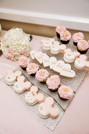 Disney Theme Engagement Party, Minnie Bridal Shower Ideas, Disney Wedding Desserts, Disney Inspired Bridal Shower, Disney Wedding Cookies, Disney Engagement Party, Disney Bridal Shower Ideas, Disney Wedding Shower, Disney Themed Bridal Shower