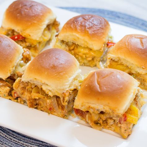 Chicken Fajita Sliders Fajita Sliders, Hosting Game Night, Lime Dip, Ip Chicken, Mexican Entrees, Sliders Sandwiches, Sliders Recipes Chicken, Main Dish Meals, Super Bowl Party Ideas