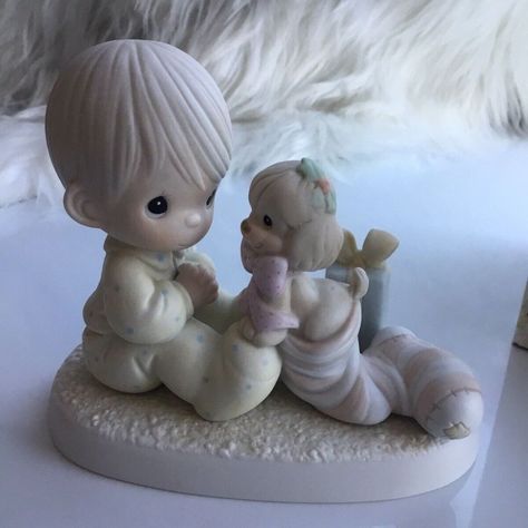 New With Box Vintage 87’s Enesco Precious Moments Porcelain Figurine The Greatest Gitt Is A Friend Enesco Figurines, Musical Snow Globes, Benjamin Bunny, Purple Bird, Bird Plates, Floral Bowls, Music Box Jewelry, Bunny Figurine, Precious Moments Figurines