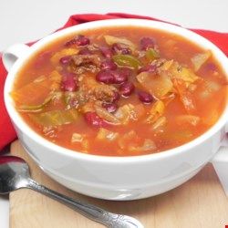 Hamburger Stew with Cabbage Stew With Cabbage, Cabbage Beef Soup, Chili's Chicken Enchilada Soup, Cabbage Beef, Hamburger Stew, Artichoke Soup, Olive Garden Recipes, Beef Soup Recipes, Food Soup