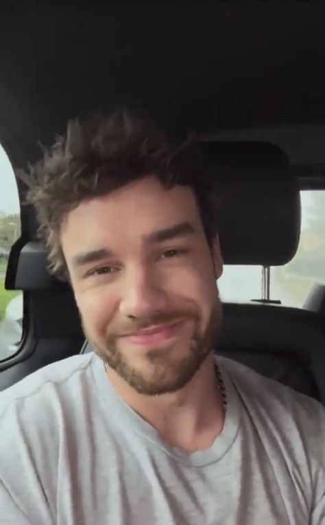 Liam Payne Selfie, Liam Payne Cute, Liam 1d, Rip Liam, We Always Love You, Celebrity Selfies, One Direction Images, Hi Boy, Love Me Again