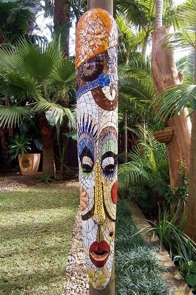 22 best mosaic totem poles images – Artofit Unique Trellis Ideas Diy, Mosaic Totems Garden Art, Mosaic Totem Poles, Totem Pole Art, Yard Art Crafts, Mosaic Art Diy, Garden Totem, Art Pole, Unique Garden Art