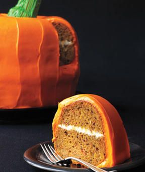 Pumpkin cake  found in woman's day. Pumpkin Carrot Cake, Halloween Cake Recipes, Halloween Torte, Cream Cheese Frosting Cake, Carrot Cake With Cream Cheese, Pumpkin Bundt Cake, Pumpkin Cake Recipes, Cake With Cream Cheese Frosting, Cream Cheese Frosting Recipe