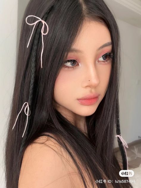 Hairstyles Kpop Female, Kpop Hairstyles Girl, Douyin Hair, Grunge Asian, Acubi Club, Makeup Chinese, Pretty Girl Aesthetic, Acubi Style, Ballet Hairstyles