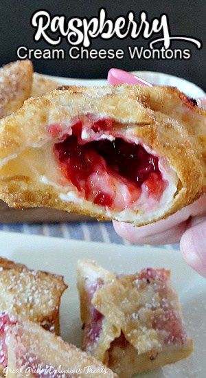 Cream Cheese Won Tons, Wonton Recipes Filling Cream Cheese, Air Fry Cream Cheese Wontons, Wonton Wrapper Ravioli, Strawberry Cream Cheese Wontons, Wonton Cheesecake, Wonton Strips Recipe, Wonton Filling Ideas, Won Ton Dessert Recipes