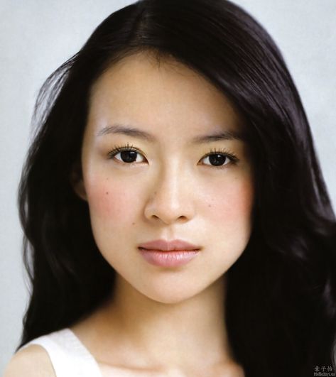 Zhang Ziyi (born 9 February 1979), sometimes credited as Ziyi Zhang - Chinese film actress and model. Zhang Ziyi, Beauty Make-up, Braut Make-up, Asian Eyes, Most Beautiful People, Trendy Makeup, Natalie Portman, Asian Makeup, Christina Aguilera