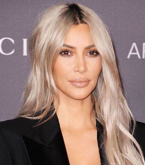 This Is the Surprising Reason Kim K. Keeps Dyeing Her Hair Blonde Kim K Blonde Hair, Blonde Hair Kim Kardashian, Kim K Blonde, Kim Kardashian Blonde, Kim Kardashian Hair, Tan Skin Blonde Hair, Kardashian Hair, Best Hair Dye, Hair Evolution