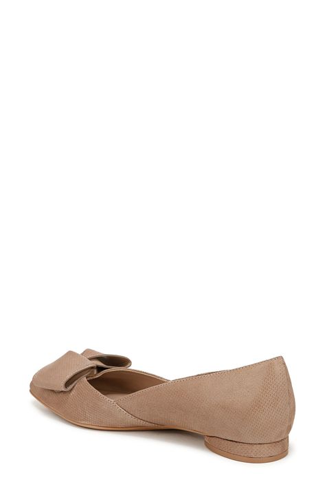 A gently dipped topline and softly structured bow update this timeless textured-leather pointy-toe flat with a well-cushioned footbed for daylong comfort. Cushioned footbed Leather upper/synthetic lining and sole Imported Pointy Toe Flats, Pointed Toe Flats, Nordstrom Store, Womens Flats, Havana, Leather Upper, Nordstrom, Size 6, Leather