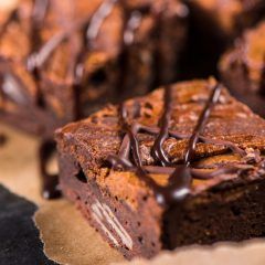 Frosted Brownies Recipe, School Lounge, Pot Brownies, Cannabutter Recipe, Peanut Butter Swirl Brownies, Pot Brownie, Cannibis Recipes, Best Brownie Recipe, Best Edibles