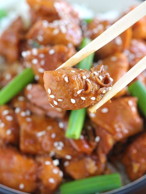 Don't get take out instead make this Instant Pot Mongolian Chicken, it takes just five minutes to throw into the pressure cooker and only 30 minutes to cook a flavorful, tender and juicy chicken! #sweetandsavorymeals #chickenrecipes #easydinnerrecipes #instantpotrecipe #easyinstantpotrecipes #mongolianfoodrecipes Mongolian Chicken, Chicken Recipes Video, Healthy Instant Pot Recipes, Instant Pot Recipes Chicken, Instant Pot Dinner Recipes, Easy Instant Pot Recipes, Instapot Recipes, Instant Pot Pressure Cooker, Instant Pot Chicken