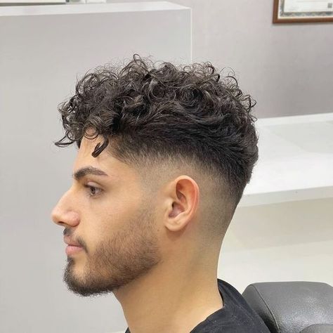 Curly Hairstyles Men: 13 Cute Curly Hairstyles Men Short Haircut To Try. - Gist94 Short Tapered Hair, Low Fade Curly Hair, 2022 Haircut, Guys Hairstyles, Mens Short Curly Hairstyles, Trending Hairstyles For Men, Fade Haircut Curly Hair, Taper Fade Curly Hair, Haircuts Curly