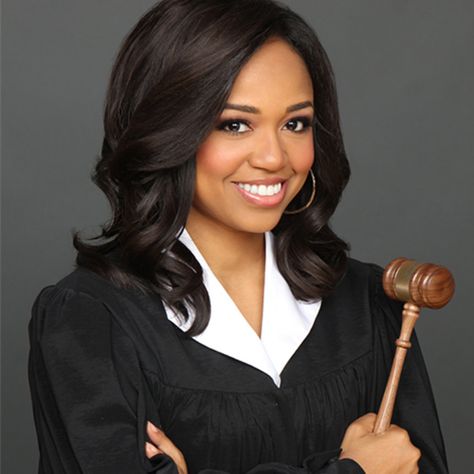 Judge Faith On The Realities Of Being A Black, Female Prosecutor and Laying Down The Law In Her Courtroom | The honorable Judge Faith shares with ESSENCE what it was like being one of only Black women at her law firm, to now having her own show. Faith Jenkins, Legal Career, Native American Moccasins, Law School Inspiration, Women Lawyer, Social Commentary, Black Celebrities, September 22, African American Women