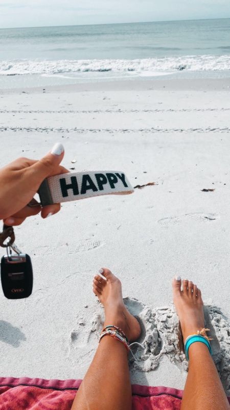 Feet In The Sand, I Need Vitamin Sea, White Claw, Beach Pink, Fotos Goals, Summer Goals, Photography Aesthetic, Inspirational Artwork, Happy Vibes