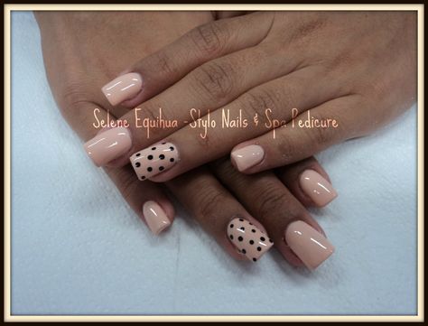 Acrylic nails with nude nail polish and black polka dots detail #acrylicnails #polkadots #nailpolishdesign #naildesigns Christmas Gel, Nude Nail Polish, Nude Nail, Christmas Gel Nails, I Love Nails, Nail Polish Designs, Nail Color, Mani Pedi, Love Nails