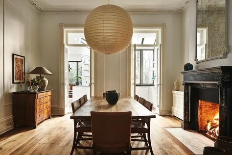 New York Townhouse, Dining Room Interior, Room Color Schemes, White Modern Kitchen, New York Apartment, Town House, Sandra Bullock, Celebrity Houses, Design Concepts