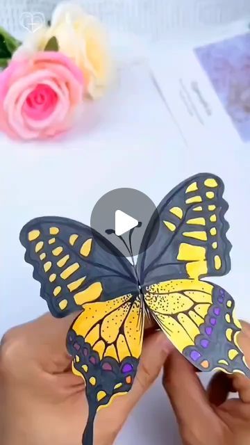 Diy Crafts Butterfly, Crafts Butterfly, Fun Diy Ideas, Artsy Crafts, Flying Butterfly, Story Post, Paper Butterfly, Butterfly Crafts, Handmade Beauty Products