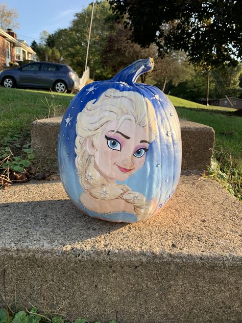 Princess Painted Pumpkins, Disney Princess Pumpkin Painting, Anna Pumpkin, Elsa Pumpkin, Book Pumpkins, Disney Pumpkin Painting, Painted Pumpkin Ideas, Story Book Pumpkin, Frozen Painting