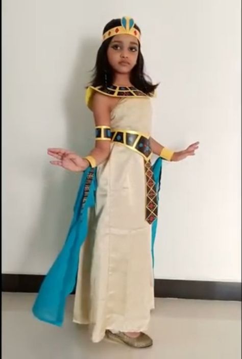 Egyptian Fancy Dress Kids, Egyptian Diy Costume, Cleopatra Fancy Dress, Nefertiti Costume, Egyptian Fancy Dress, Egyptian Goddess Costume, Egyptian Outfit, Diy Girls Costumes, Cleopatra Halloween Costume