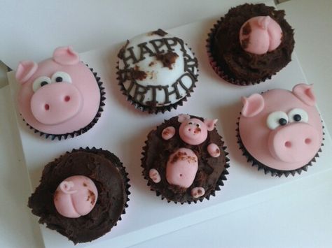 Pigs In The Mud Cake, Cake Pig Design, Pig Cake Design, Pig Mud Cake, Pigs In Mud Cupcakes, Pig Cupcakes, Cupcakes Design, Pig Party, Animal Cakes