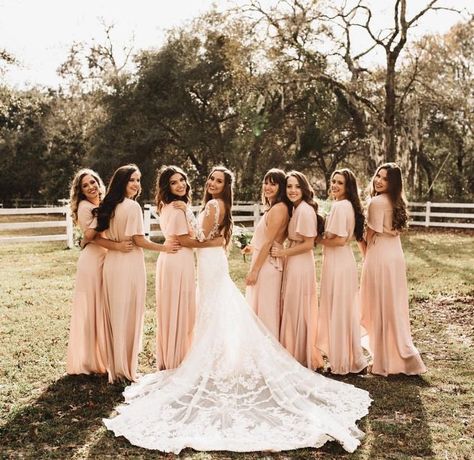 Kristin Johns Wedding, Kristin Johns, Hipster Wedding, Wedding Photography Styles, Fabulous Wedding, Photographs Ideas, Wedding Goals, Wedding Wishes, Wedding Poses